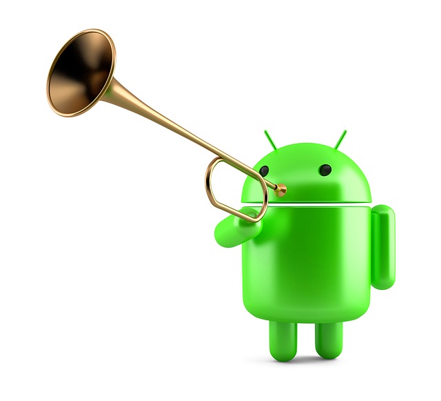 robot s trumpetou